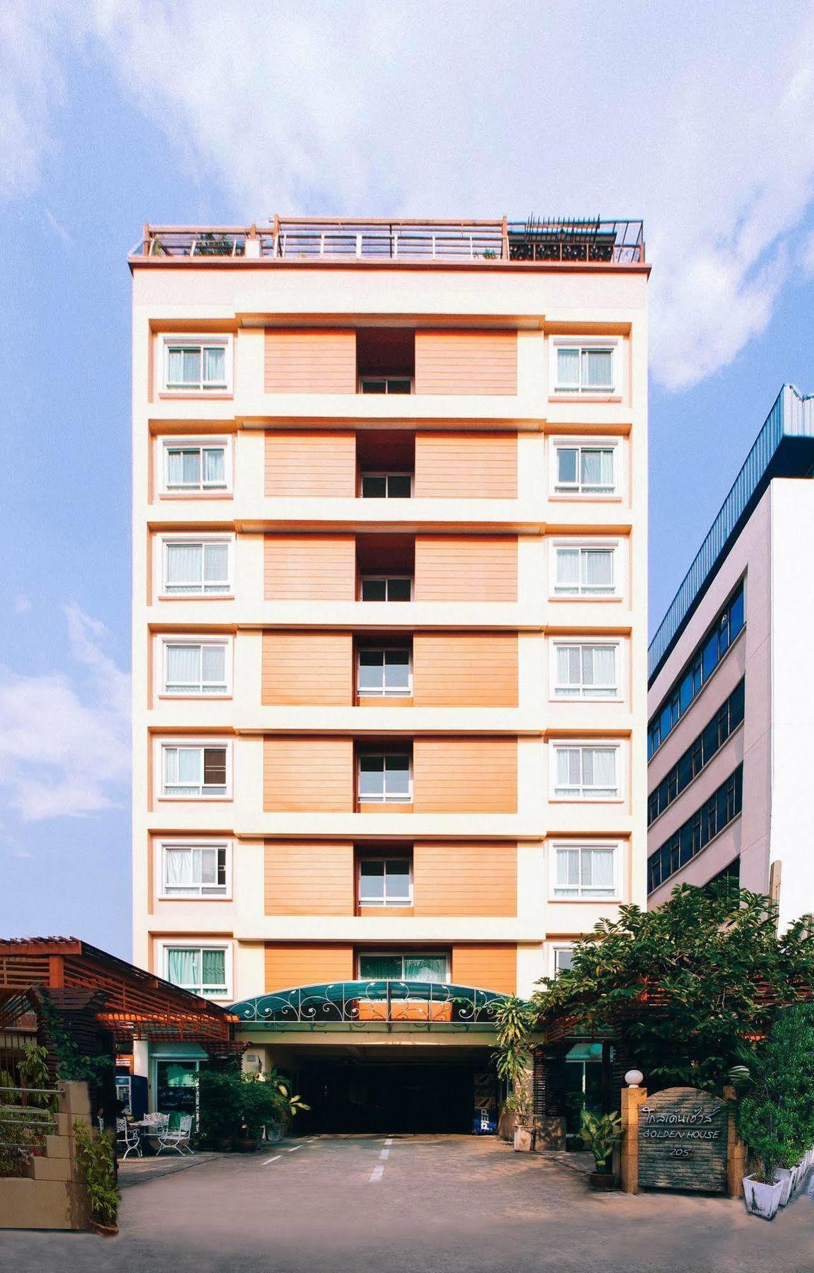 Golden House @ On-Nut Station Motel Bangkok Exterior foto